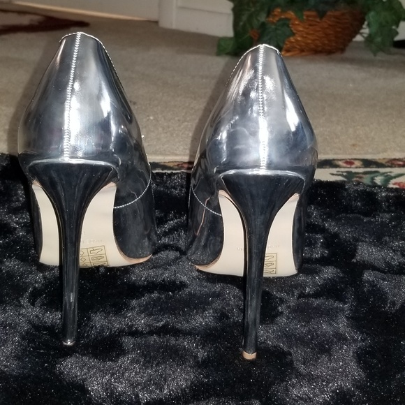 Pointed toe heel - Picture 7 of 7